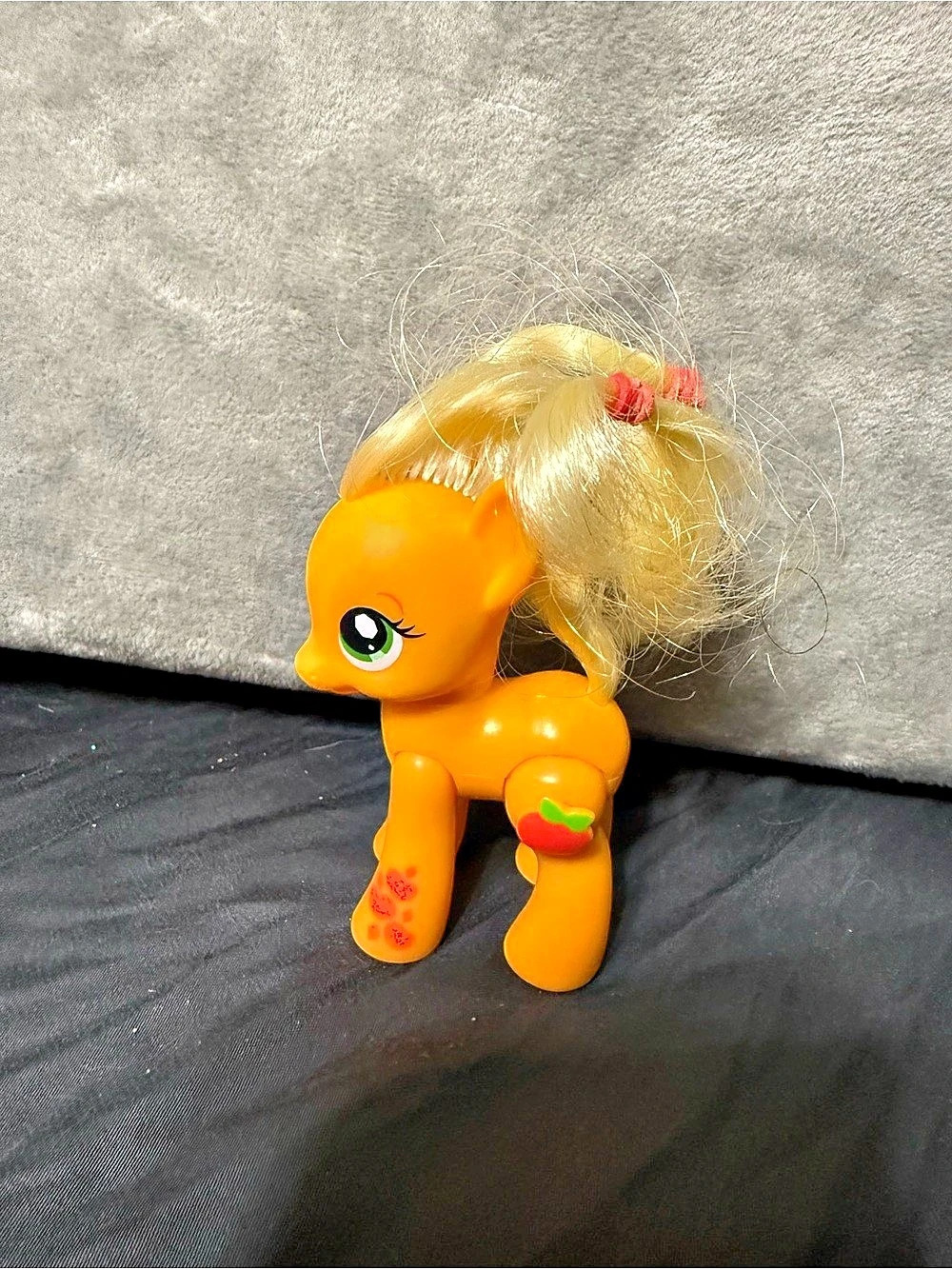 My Little Pony Apple Jack Crystal Motion Push Button Action 3” Figure FIM G4 MLP